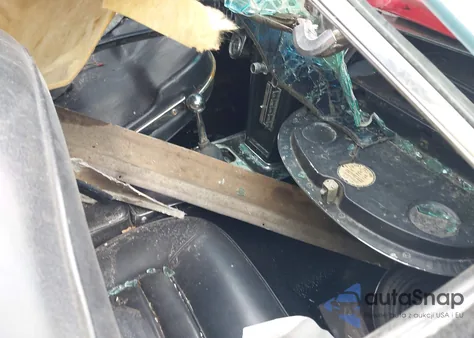 1965 Chevrolet Corvette из США, поврежденный, VIN 194375S111740